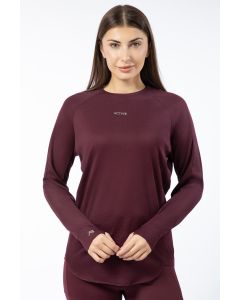 activewear women top with logo prints
