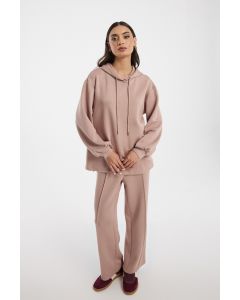 بنطلون بقصة مستقيمة مع كسرة أمامية