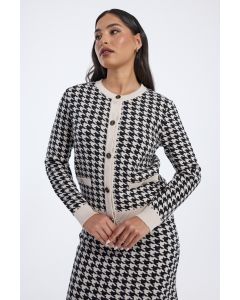 knitted cardigan with houndstooth pattern