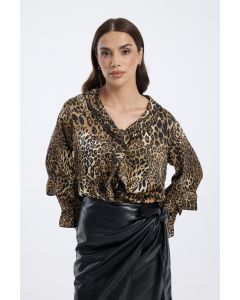 بلوزة بتفاصيل كشكش