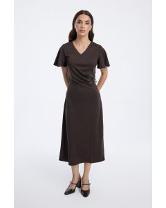 فستان ميدي بتفصيل إبزيم جانبي