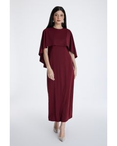 فستان متوسط الطول مع طبقة كاب علوية