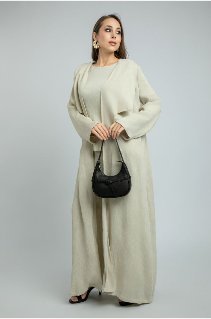Women’s Outwear Abaya with Wide Tucked Collar